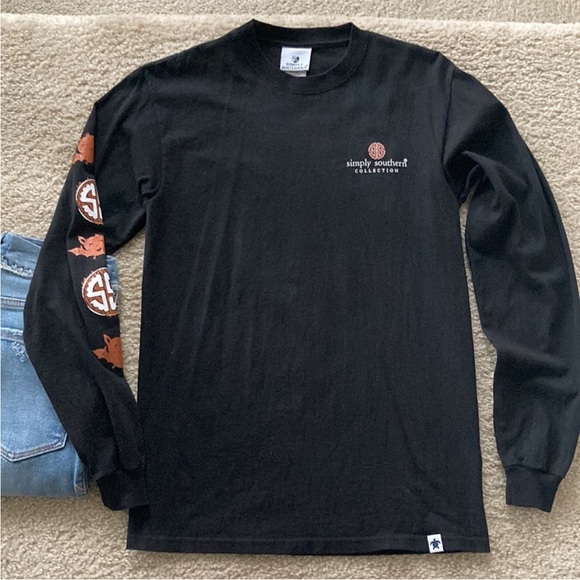 Simply Southern Collection ’Hey Boo’ Halloween Long Sleeve Tee - Picture 4 of 6